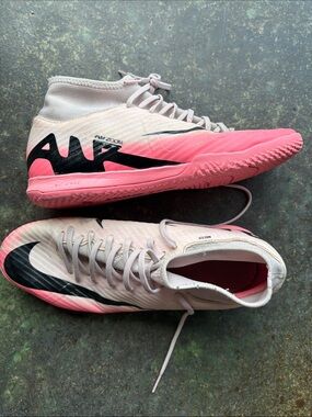 Nike Mercurial Air Zoom Women’s Pink and Black Indoor Soccer Shoes 8.5